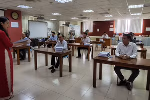 Lần đầu tiên TPHCM tổ chức thi tuyển ba phó hiệu trưởng tại các trường THPT An Nhơn Tây, Quang Trung và An Nghĩa vào tháng 10/2022.