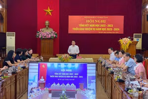 Từ điểm cầu Yên Bái, ông Đỗ Đức Duy - Bí thư Tỉnh ủy Yên Bái đề nghị Chính phủ tiếp tục quan tâm, giao bổ sung biên chế giáo viên cho tỉnh đảm bảo đủ định mức theo quy định. 