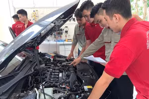 Buổi học thực hành của sinh viên Trường Cao đẳng Công nghệ cao Hà Nội. Ảnh: NT