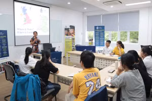 Một lớp học chương trình liên kết nước ngoài tại Trường ĐH Kinh tế, ĐH Đà Nẵng. Ảnh: NTCC