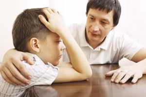 Giáo dục bằng đòn roi hay tình thương?