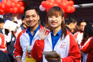 Sinh viên hệ đào tạo từ xa Học viện Công nghệ Bưu chính Viễn thông. Ảnh minh họa: ITN