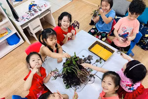 Trẻ cần rèn luyện thói quen, nền nếp từ việc lập thời gian biểu hàng ngày. Ảnh minh họa