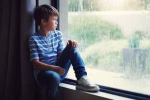 Cha mẹ cần cho trẻ biết, mình sẽ làm mọi thứ có thể để giúp con an toàn. 