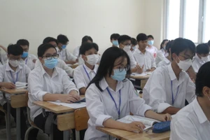 Học sinh Trường THPT Lê Quý Đôn (Đống Đa, Hà Nội) trong giờ học.