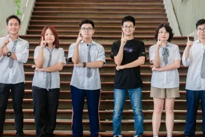 Các học sinh giành chiến thắng tại Microsoft Imagine Cup Junior 2023. Ảnh: ITN