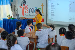 Tiết học Toán tiếng Anh của Trường Tiểu học Ngô Quyền, TP Cần Thơ. Ảnh: Trường Tiến