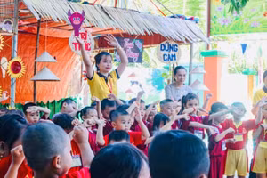 Học sinh Trường Mầm non Tịnh Nghiêm (TP Mỹ Tho, Tiền Giang) tham gia Trại hè Trí Đức năm 2023. Ảnh: CTV