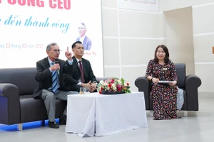 Hai CEO nổi tiếng trong ngành Du lịch- Nhà hàng-Khách sạn tại TPHCM trong buổi đối thoại.