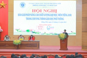 Hội nghị bàn giải pháp nâng cao chất lượng dạy học môn tiếng Anh trong Chương trình giáo dục phổ thông.