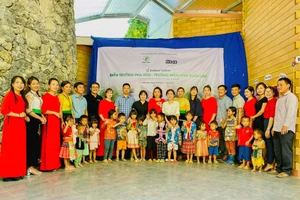 Từ nguồn xã hội hóa, điểm Pha Hún, Trường Mầm non Xuân Lao (huyện Mường Ảng) được đầu tư xây dựng mới khang trang. Ảnh: NTCC.