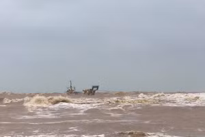 Tàu Vietship 01 gặp nạn tại khu vực biển Quảng Trị