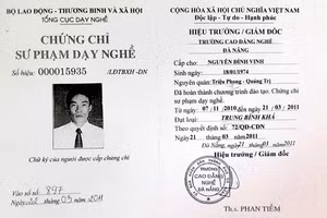 Chứng chỉ dạy nghề của ông Vinh được cấp nhưng lại không có trong hồ sơ lưu của trường Cao đẳng nghề Đà Nẵng.