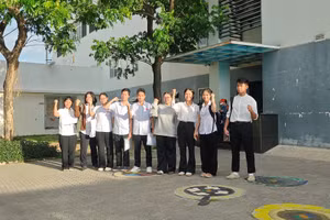 9 học sinh mồ côi do dịch Covid -19 đang ở nội trú tại Trường Hy Vọng (Đà Nẵng) tự tin bước vào Kỳ thi tốt nghiệp THPT 2024. 