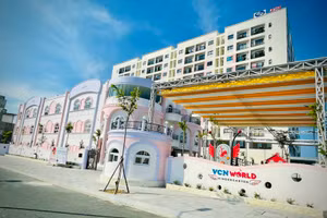 Trường Mầm non VCN World do Công ty Cổ phần Đầu tư VCN làm Chủ đầu tư, toạ lạc tại Khu đô thị VCN Phước Long 2, TP. Nha Trang, tỉnh Khánh Hòa.