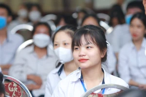 Tập huấn tuyên truyền phòng chống ma túy và bạo lực học đường là hoạt động hè bổ ích cho các em học sinh.