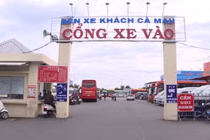 Bến xe khách Cà Mau.