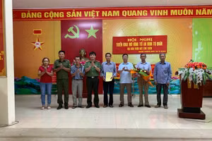 Ra mắt mô hình “Tổ tự quản về an ninh trật tự” tại thôn Bắt Còn Chèm