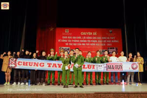 Thông qua buổi tuyên truyền giúp các cán bộ giáo viên và học sinh sinh viên có cái nhìn sâu hơn về tác hại và sự nguy hiểm của ma túy.