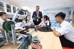 Học “Trí tuệ nhân tạo” cánh cửa rộng mở tại SIU