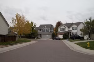 Nhà tại ngã ba phúc hay họa?