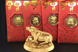 Phong phú vật phẩm rước vía Thần tài 2021, từ 10.000 đến hàng triệu đồng