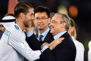 Chủ tịch Florentino Perez và Sergio Ramos thời điểm còn mặn nồng.