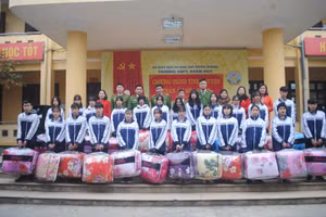 Ấm áp, yêu thương cho một mùa đông không lạnh