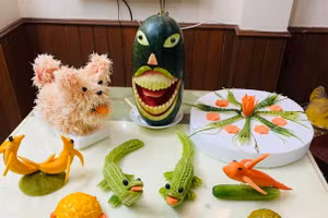 Cách cắt tỉa hoa quả đẹp mê hồn cho mâm cỗ Trung thu của mẹ đảm Hải Phòng