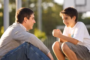 5 bí quyết để bố thông thái kết nối với con trai