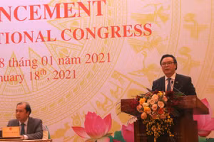 
 Đồng chí Hoàng Bình Quân, Ủy viên Trung ương Đảng, Trưởng Ban Đối ngoại Trung ương thông báo những nội dung lớn về công tác chuẩn bị Đại hội lần thứ XIII của Đảng.