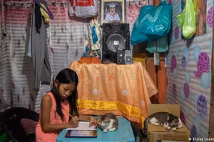 Philippines đóng cửa trường học thêm một năm vì COVID-19