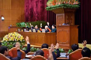 Sáng nay, TƯ họp Hội nghị 15, xem xét "nhân sự đặc biệt" tham gia khóa mới