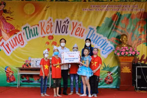 Trung thu kết nối yêu thương đến với học sinh khuyết tật, mồ côi Phú Thọ