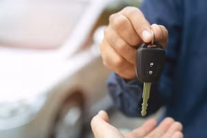 "Cho mượn xe" là vấn đề muôn thuở với nhiều câu chuyện bi hài phía sau.