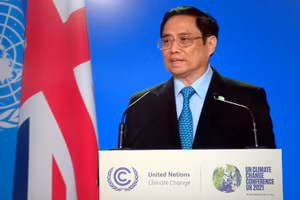 Thủ tướng Phạm Minh Chính: Ứng phó với BĐKH, phục hồi tự nhiên phải trở thành ưu tiên cao nhất trong mọi quyết sách phát triển, là tiêu chuẩn đạo đức cao nhất của mọi cấp, mọi ngành, mọi doanh nghiệp và người dân. Ảnh: TTXVN