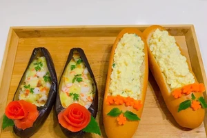 Bộ sưu tập giày dép độc đáo làm từ... bánh mì