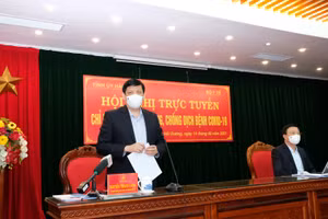 Chúng ta phải chấp nhận phong tỏa, giãn cách để chặn dịch COVID-19