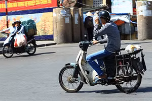 Đề nghị Hà Nội, TPHCM thu hồi xe cũ nát