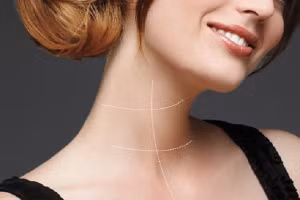 Phụ nữ cổ cao 3 ngấn là người có số "phượng hoàng" - Ảnh: Minh họa.