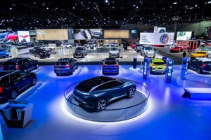 Los Angeles Auto Show - cánh cửa vào thị trường Mỹ cho các hãng xe lớn