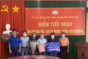 Khí Đông Nam ủng hộ Quỹ Vắc xin phòng chống Covid-19