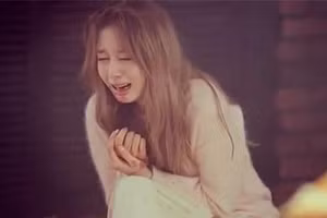 Từ một hành động khác biệt, vợ trẻ phát hiện chồng ngoại tình, kiên quyết ly hôn