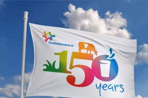 Ngày 8 /9 vừa qua, lá cờ 150 năm của tập đoàn FrieslandCampina đã được giương cao tại nhiều địa điểm sản xuất của Tập đoàn trên khắp thế giới, đánh dấu cột mốc 150 năm kể từ khi FrieslandCampina, một trong những hợp tác xã sữa lớn nhất thế giới, được thành lập. 