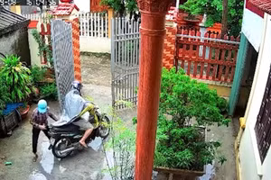 Clip: Màn "cắt đuôi" vợ ngoạn mục của chồng