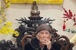 Nhan sắc đỉnh cao thời con gái của cụ bà 101 tuổi khiến dân mạng "phát sốt"