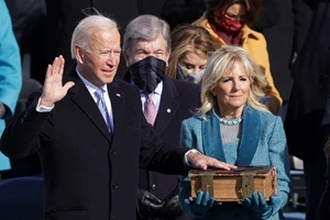 Tổng thống Hoa Kỳ Joe Biden tuyên thệ nhậm chức. Ảnh: CNN.