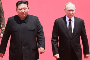 Nhà lãnh đạo Triều Tiên Kim Jong Un và Tổng thống Nga Vladimir Putin. (Ảnh: TASS)