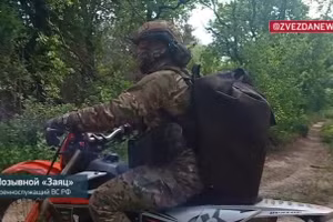 Video cách lính dù chuyển nhu yếu phẩm ra tiền tuyến ở Chasov Yar