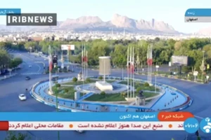 Hình ảnh do Đài truyền hình nhà nước Iran, IRIB, cung cấp về giao lộ chính ở thành phố Isfahan.